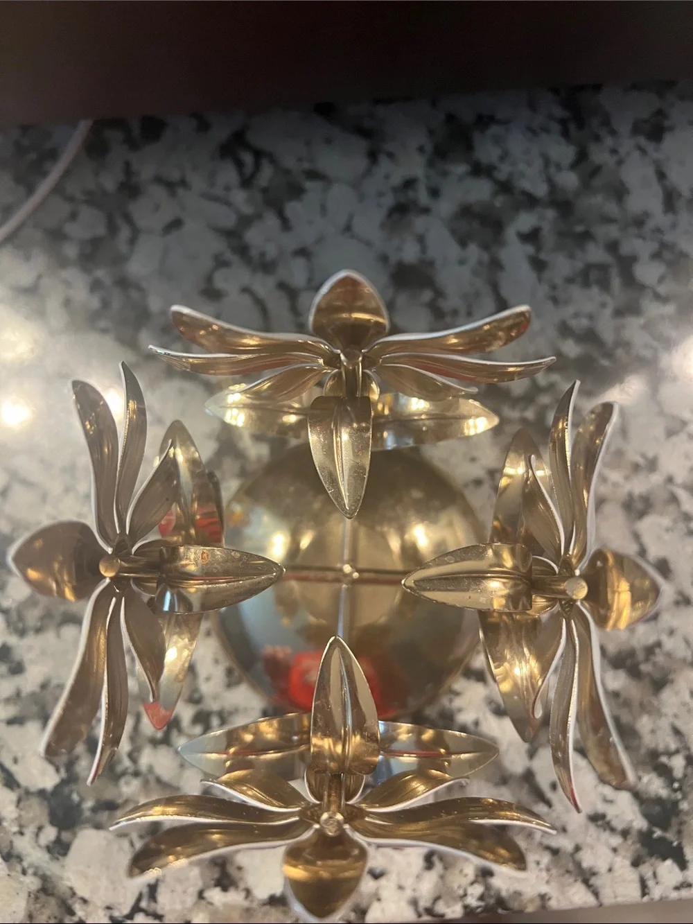 Bath & Body Works Decorative Gold Metal candle holder  White Daisy Accent